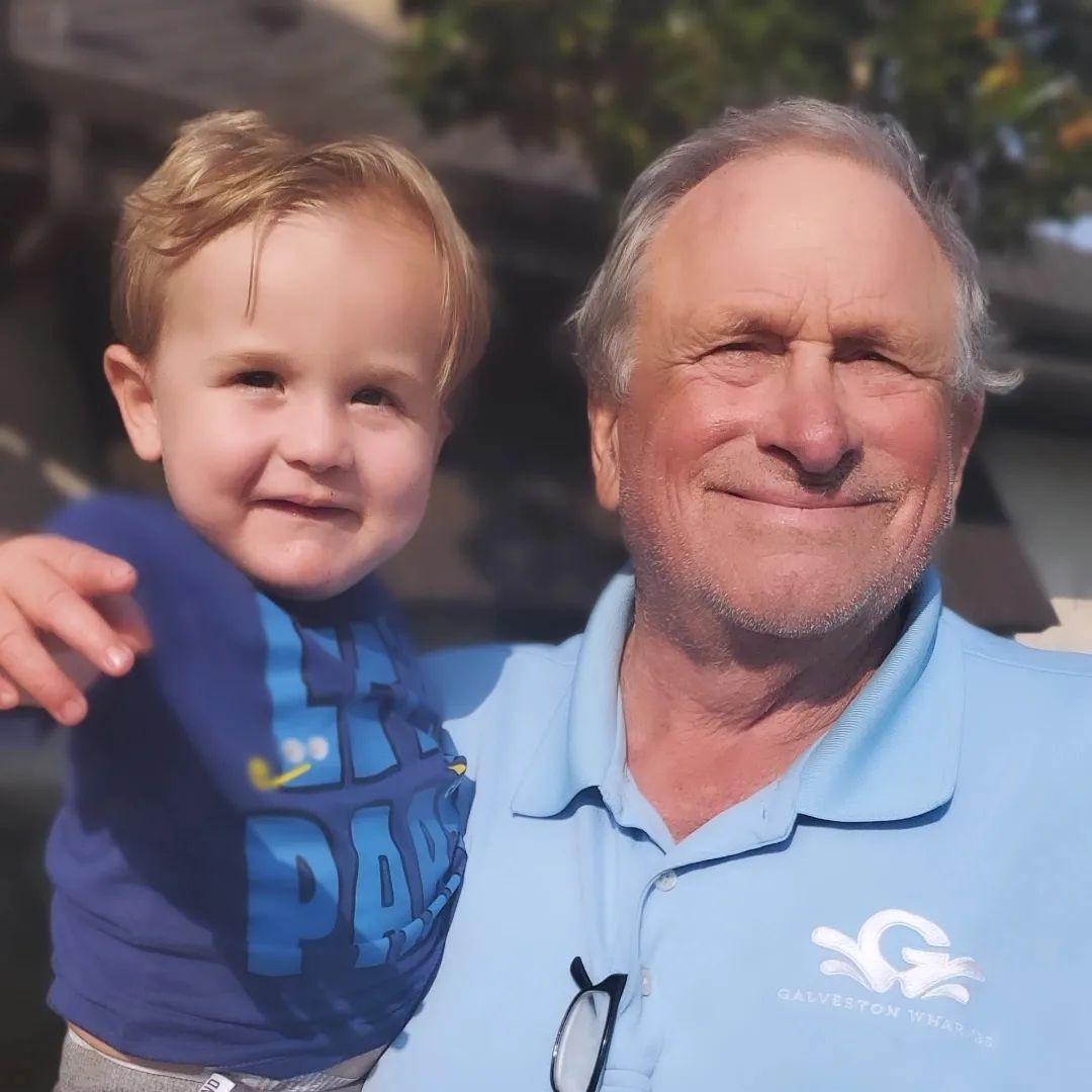 Happy Father's Day!

Happy Father's day to my dad! May your day be filled with love. 

#happyfathersday